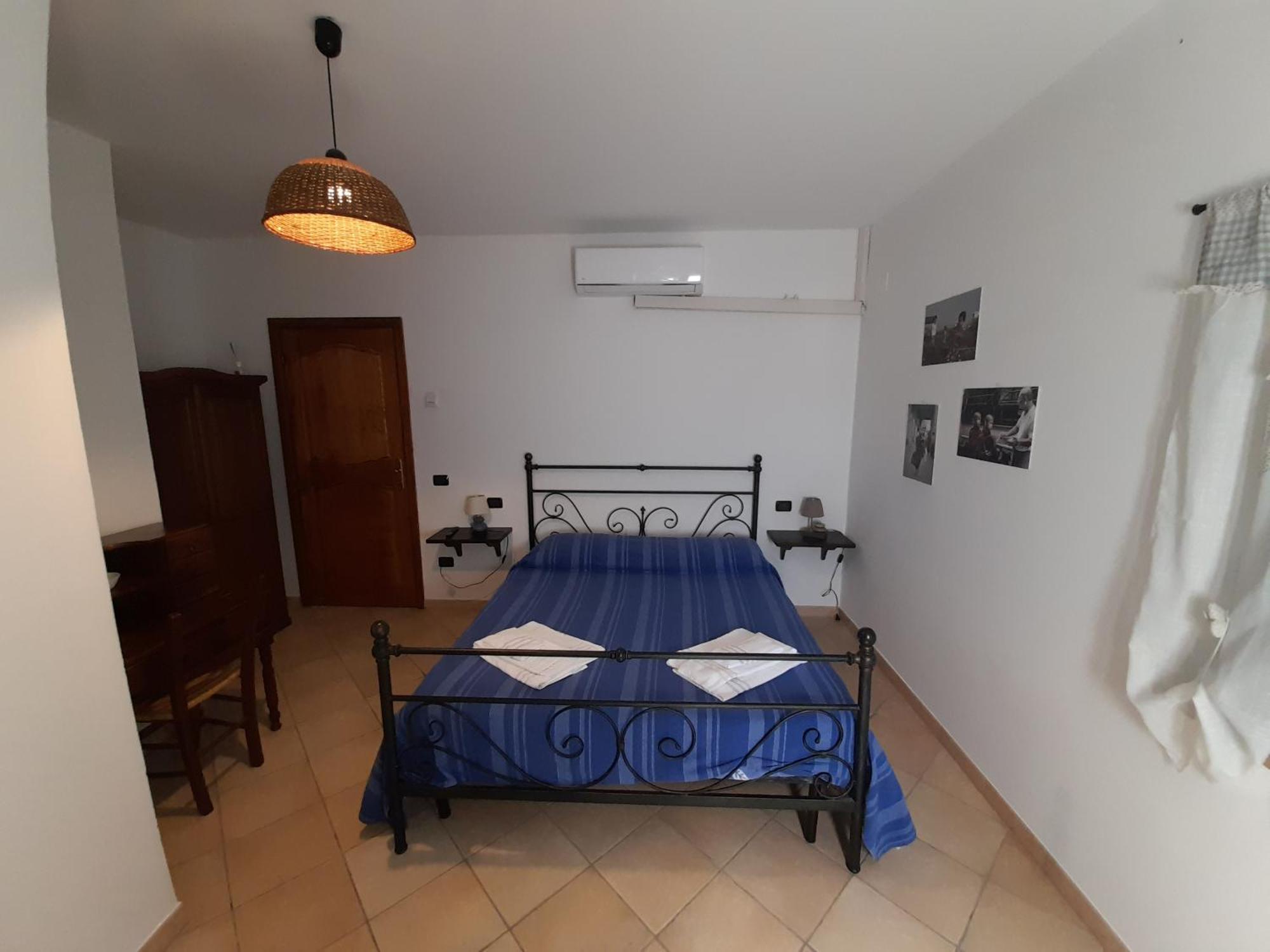 Bed and Breakfast Casale Del Gufo Chiaravalle Esterno foto