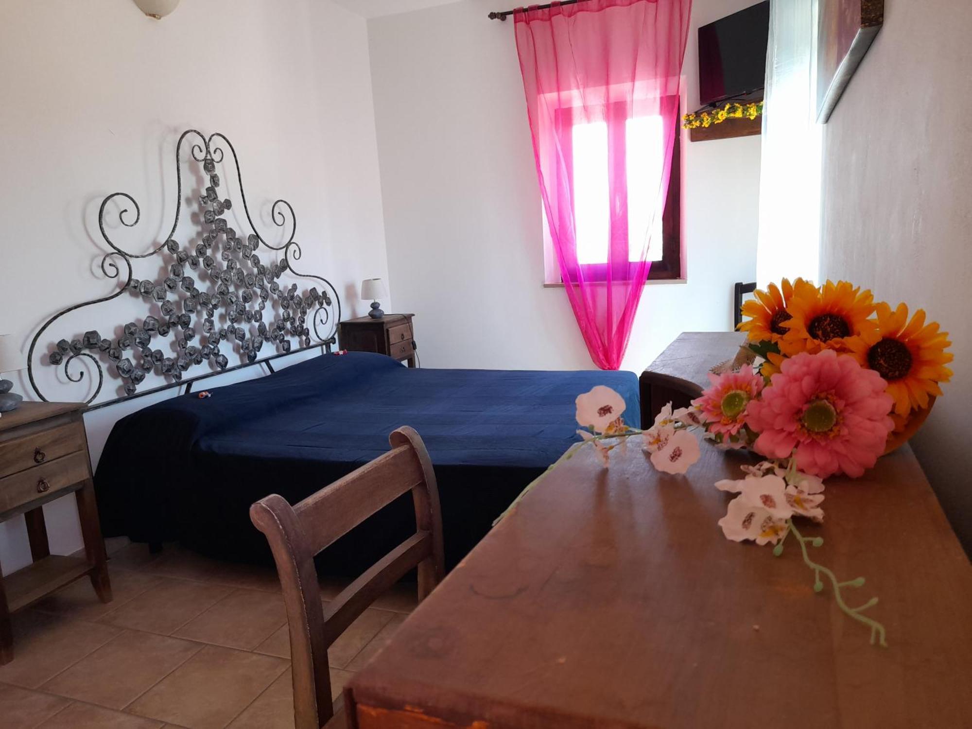 Bed and Breakfast Casale Del Gufo Chiaravalle Esterno foto