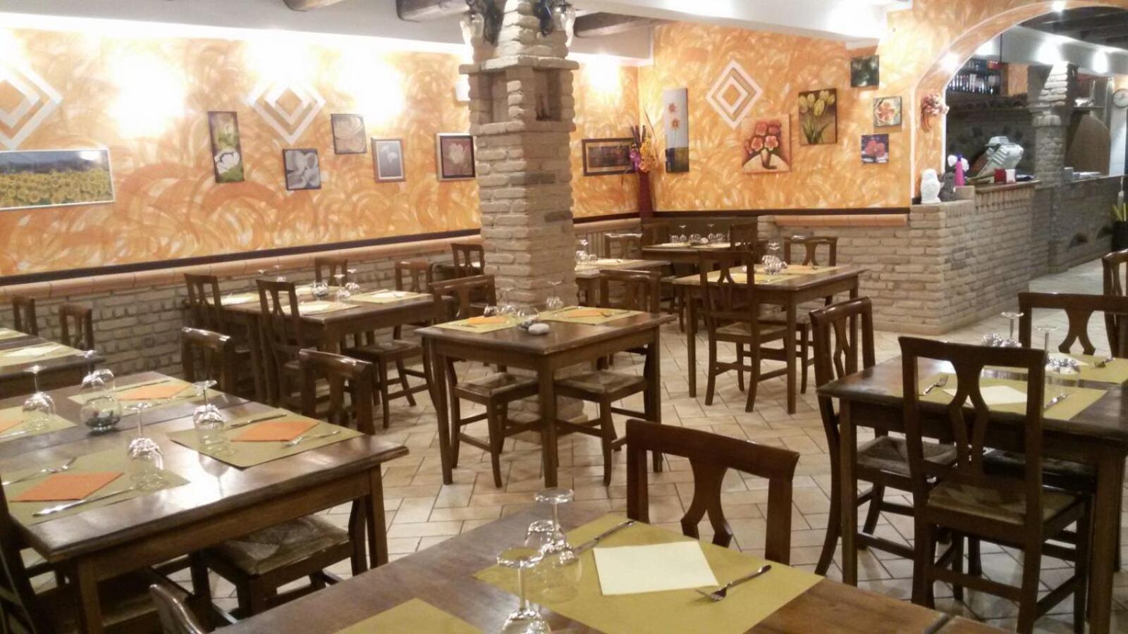 Bed and Breakfast Casale Del Gufo Chiaravalle Esterno foto