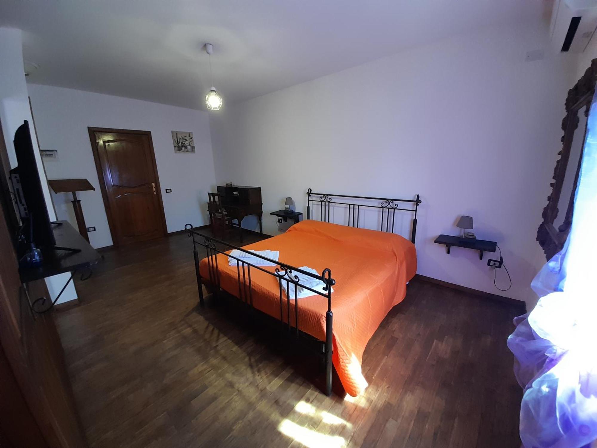 Bed and Breakfast Casale Del Gufo Chiaravalle Esterno foto
