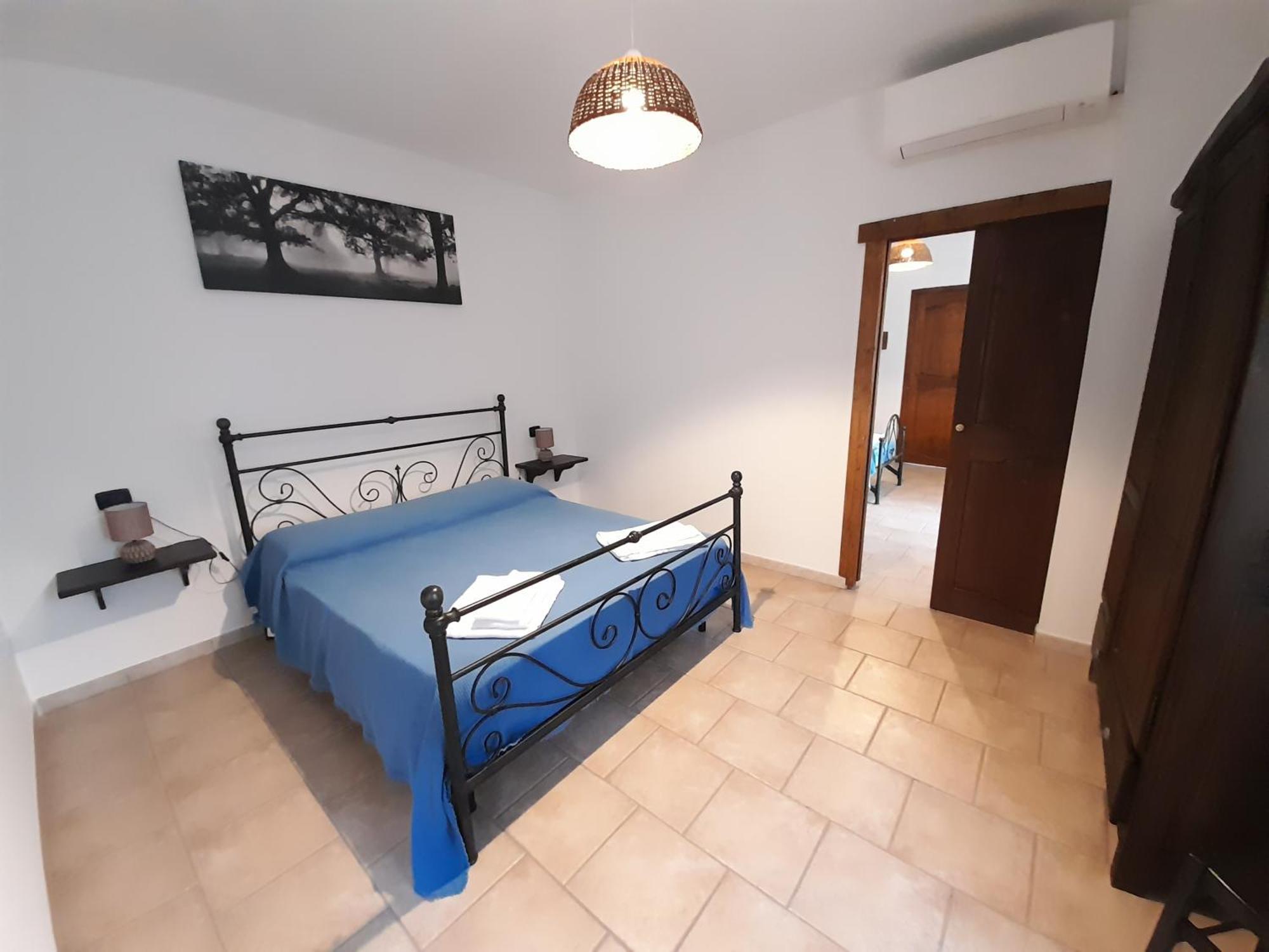 Bed and Breakfast Casale Del Gufo Chiaravalle Esterno foto