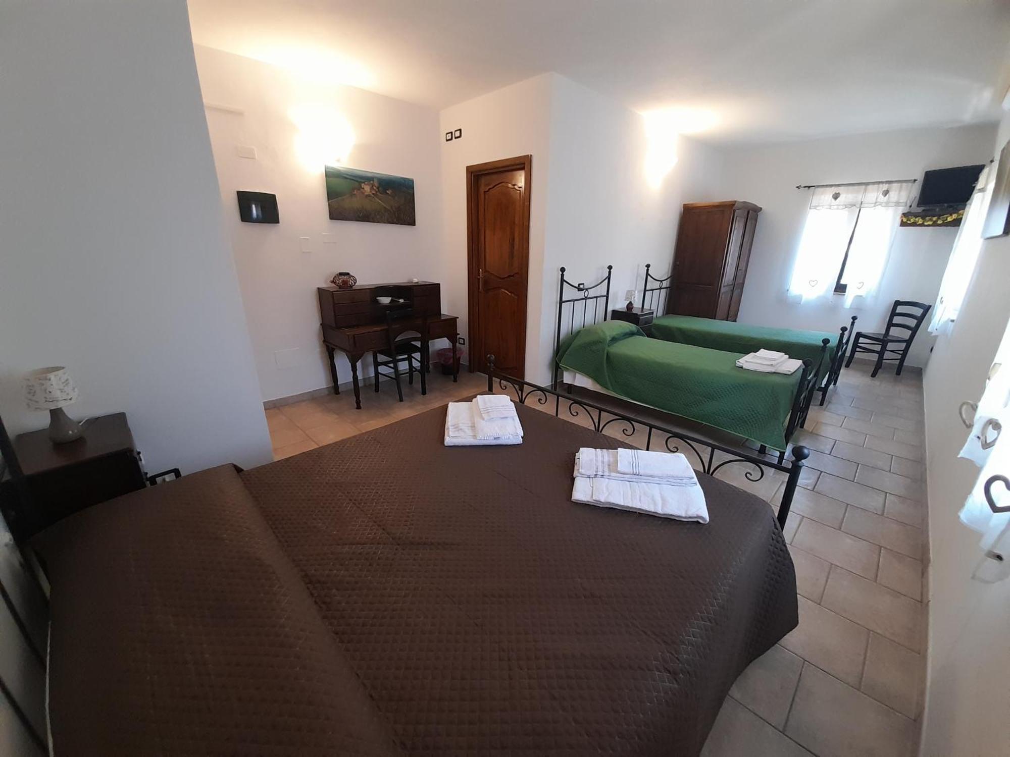 Bed and Breakfast Casale Del Gufo Chiaravalle Esterno foto
