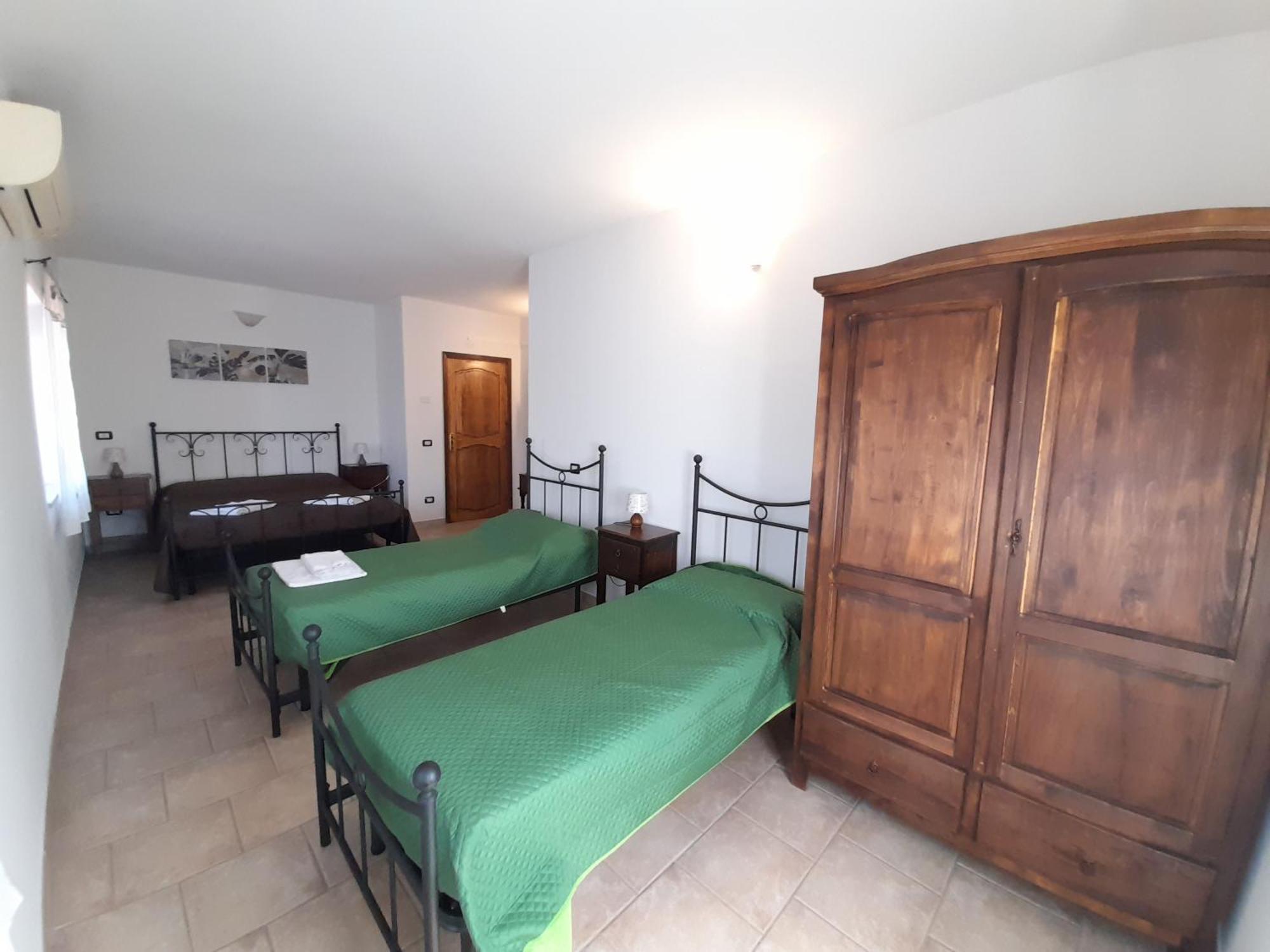 Bed and Breakfast Casale Del Gufo Chiaravalle Esterno foto
